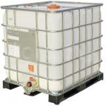 Пластиковая емкость для жидких химических и пищевых продуктов 1000 л с краном на пластиковом поддоне